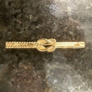 Vintage Gold Tone 3-inch Bar Knot Pin